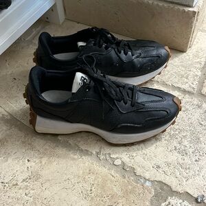 COPY - New balance sneakers 327